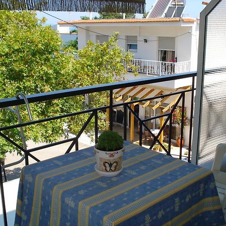 Appartement Anna Georgiou à Skala Sotiros Extérieur photo
