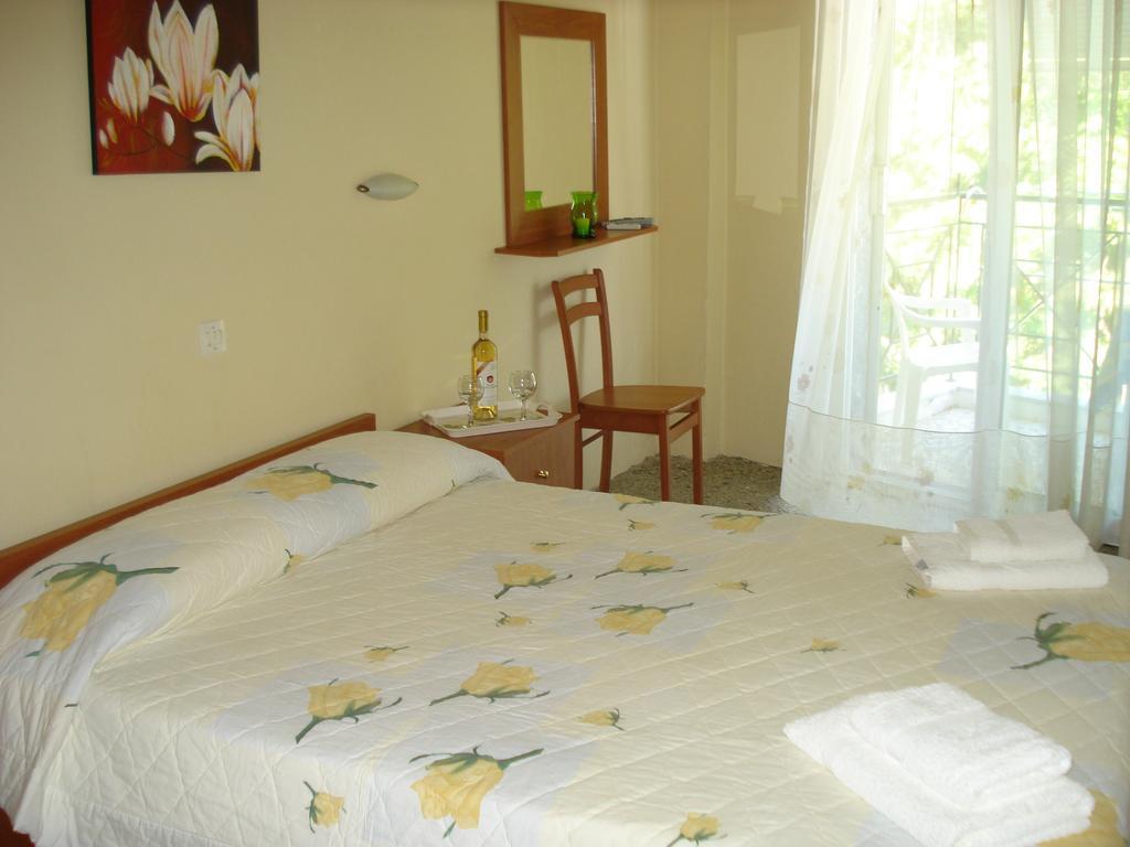 Appartement Anna Georgiou à Skala Sotiros Extérieur photo